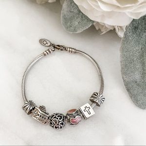 🌿Pandora Moments Snake Chain Charm Bracelet